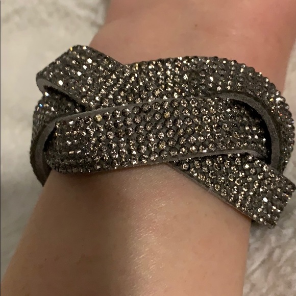 Stunning EUC Bling Bling Bracelets - Picture 7 of 13